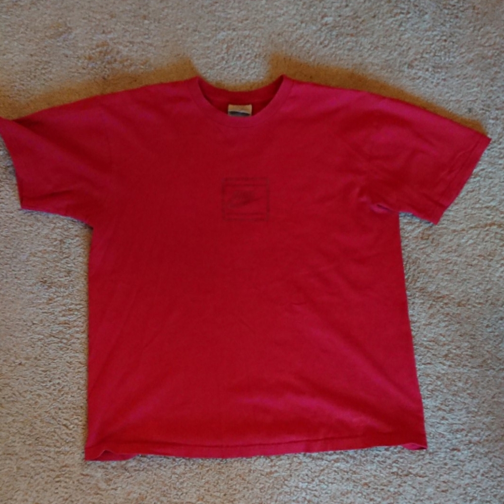 Nike vintage Red t shirt